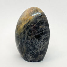 Black Moonstone Pilar