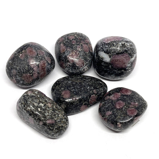 Spinel in Matrix Tumbled