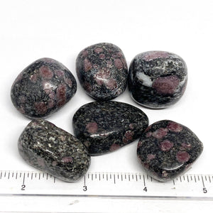 Spinel in Matrix Tumbled
